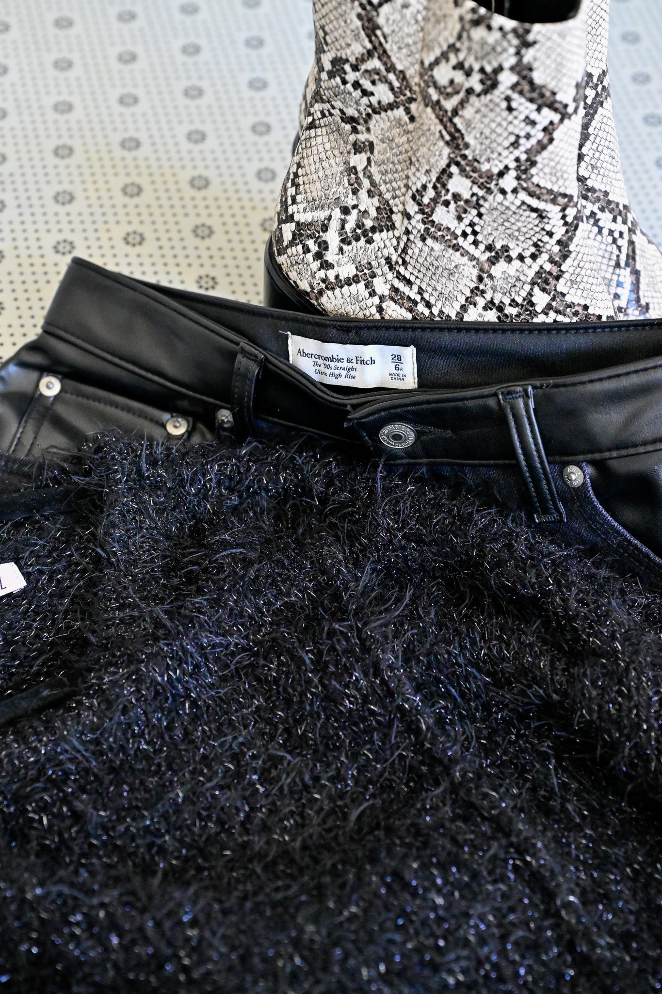 A&F Women's High Rise Pants